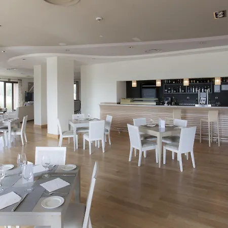 Hotel Vincci Valdecanas Golf 4*