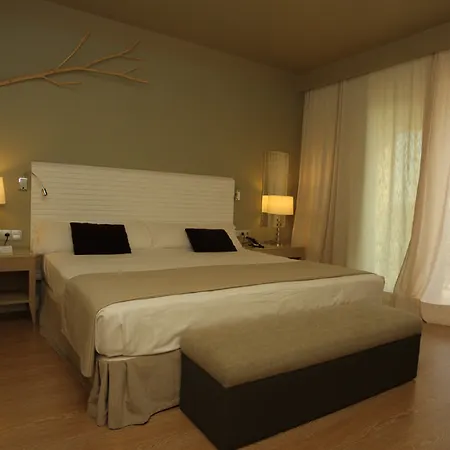 Vincci Valdecanas Golf 4* El Gordo