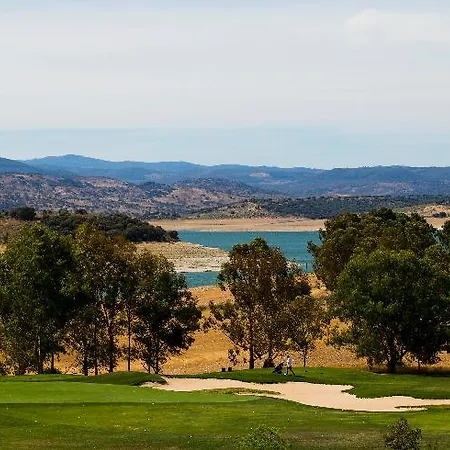 Vincci Valdecanas Golf Hotel