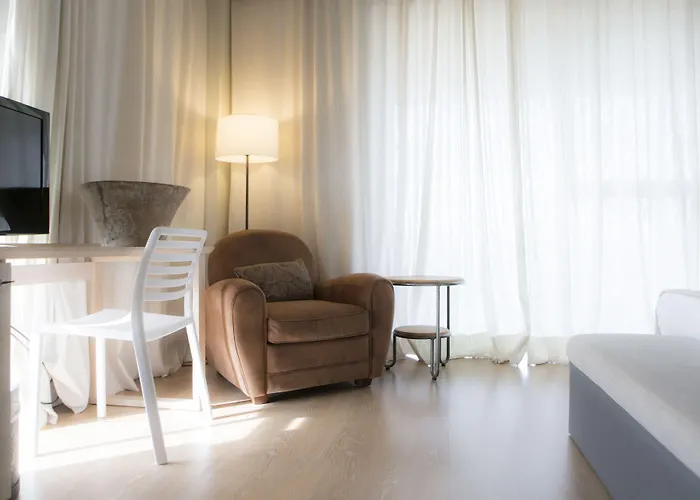 Hotel Vincci Valdecanas Golf 4*