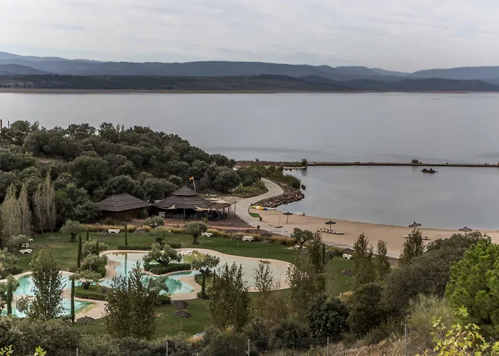 Hotel Vincci Valdecanas Golf 4*