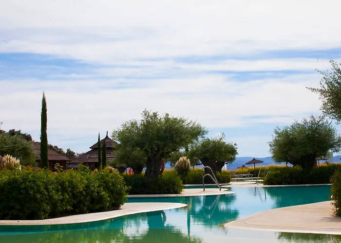 Hotel Vincci Valdecanas Golf 4*