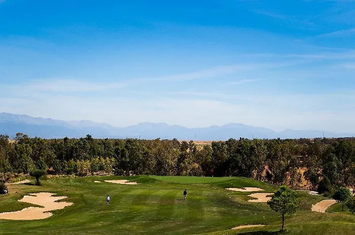 Vincci Valdecanas Golf אל גורדו