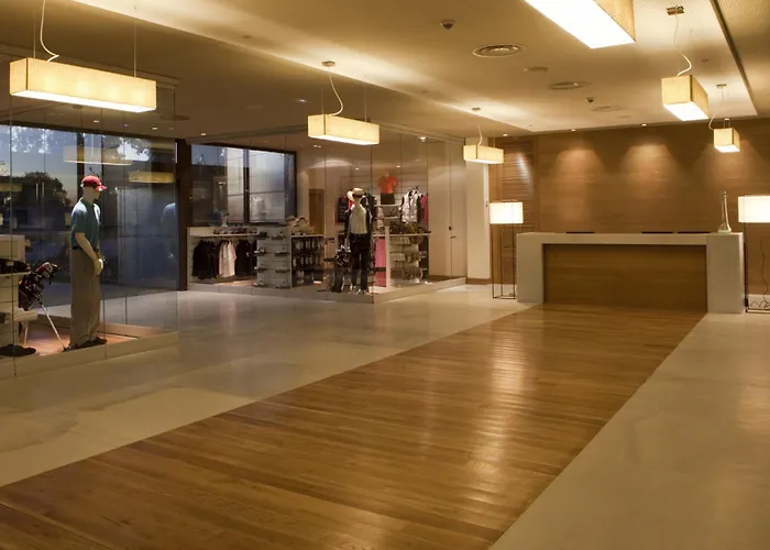 Vincci Valdecanas Golf فندق إل غوردو