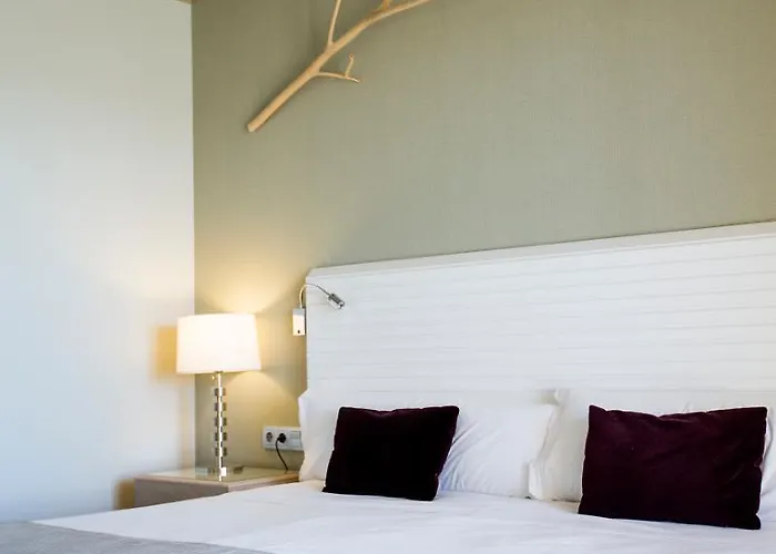 Vincci Valdecanas Golf 4* إل غوردو